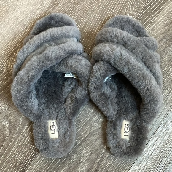 UGG Shoes - UGG